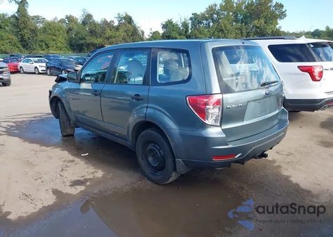 2009 Subaru Forester 2.5X z USA, uszkodzony, nr VIN JF2SH616X9H772111